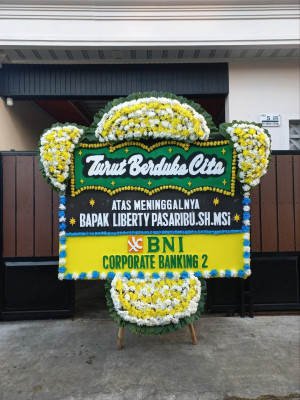 Papan Bunga Duka di Maphar